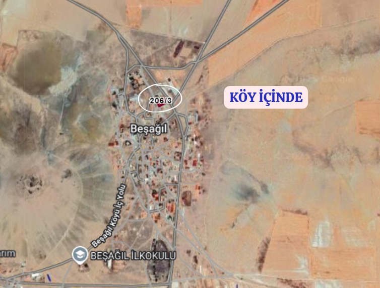 KONYA KARATAY BEŞAĞIL  KÖYÜNDE 1.081 M² AVLULU KERPİÇ EV SATILIKTIR - KONYA KARATAY fotoğraf 4
