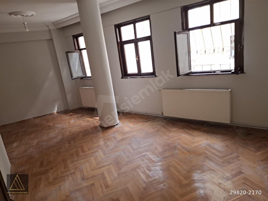 ARYADAN SULTANTEPE SELVİLİK'TE 2+1 KOMBİLİ KAT MÜLKİYETLİ ( İSKANLI BİNADAN ) İÇ - İSTANBUL ÜSKÜDAR fotoğraf 4