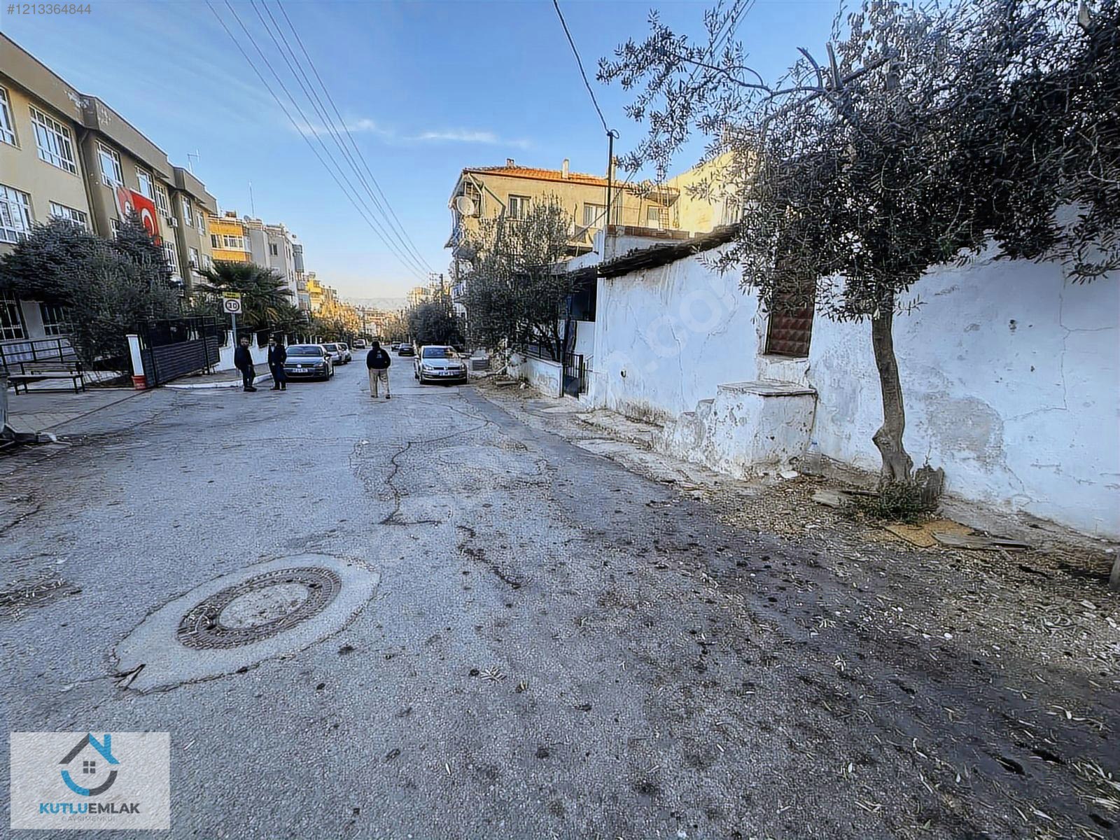 MANİSA SALİHLİ Seyrantepe mahallesinde köşe başı arsa - MANİSA SALİHLİ fotoğraf 2