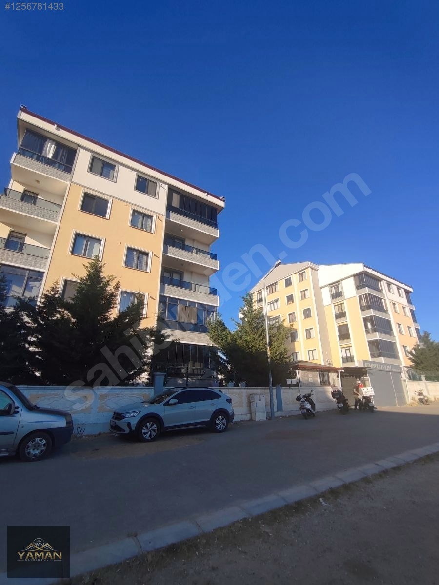 ATATÜRK MAHALLESİNDE SİTE İÇERİSİNDE SATILIK 2+1 DUBLEKS DAİRE - KIRKLARELİ MERKEZ fotoğraf 2