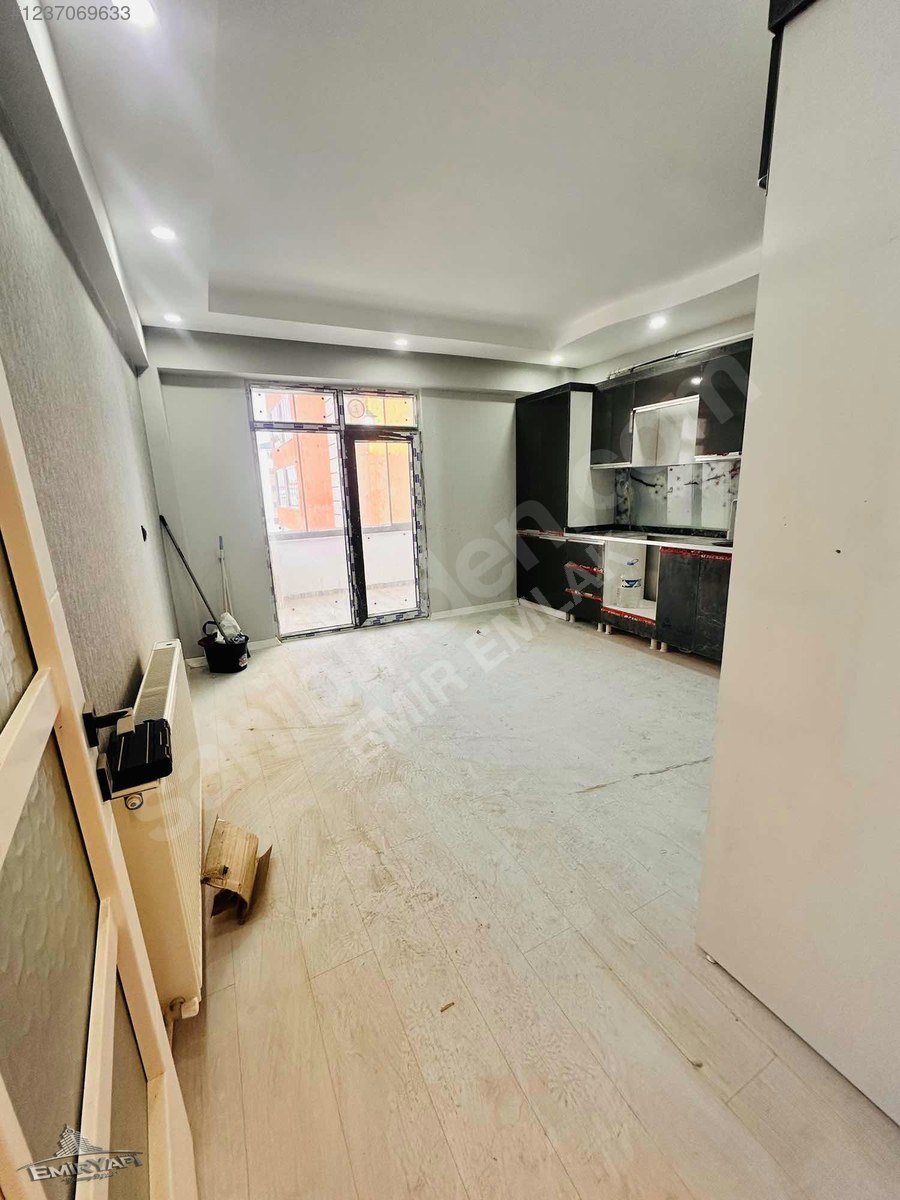 EMİR EMLAK GAYRİMENKUL DEN SATILIK ANAHTAR TESLİMİ 3+1 DAİRE - KARS MERKEZ fotoğraf 7