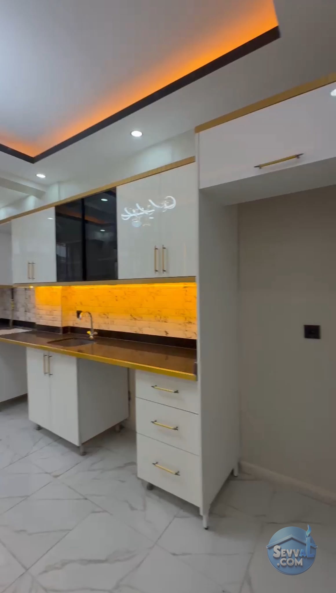 AHMET YESEVİ MAH. CAZİBE ARKASI ARA KAT İÇİ FULL YAPILI 3+1 ODALI SATILIK DAİRE. - ŞANLIURFA HALİLİYE fotoğraf 22