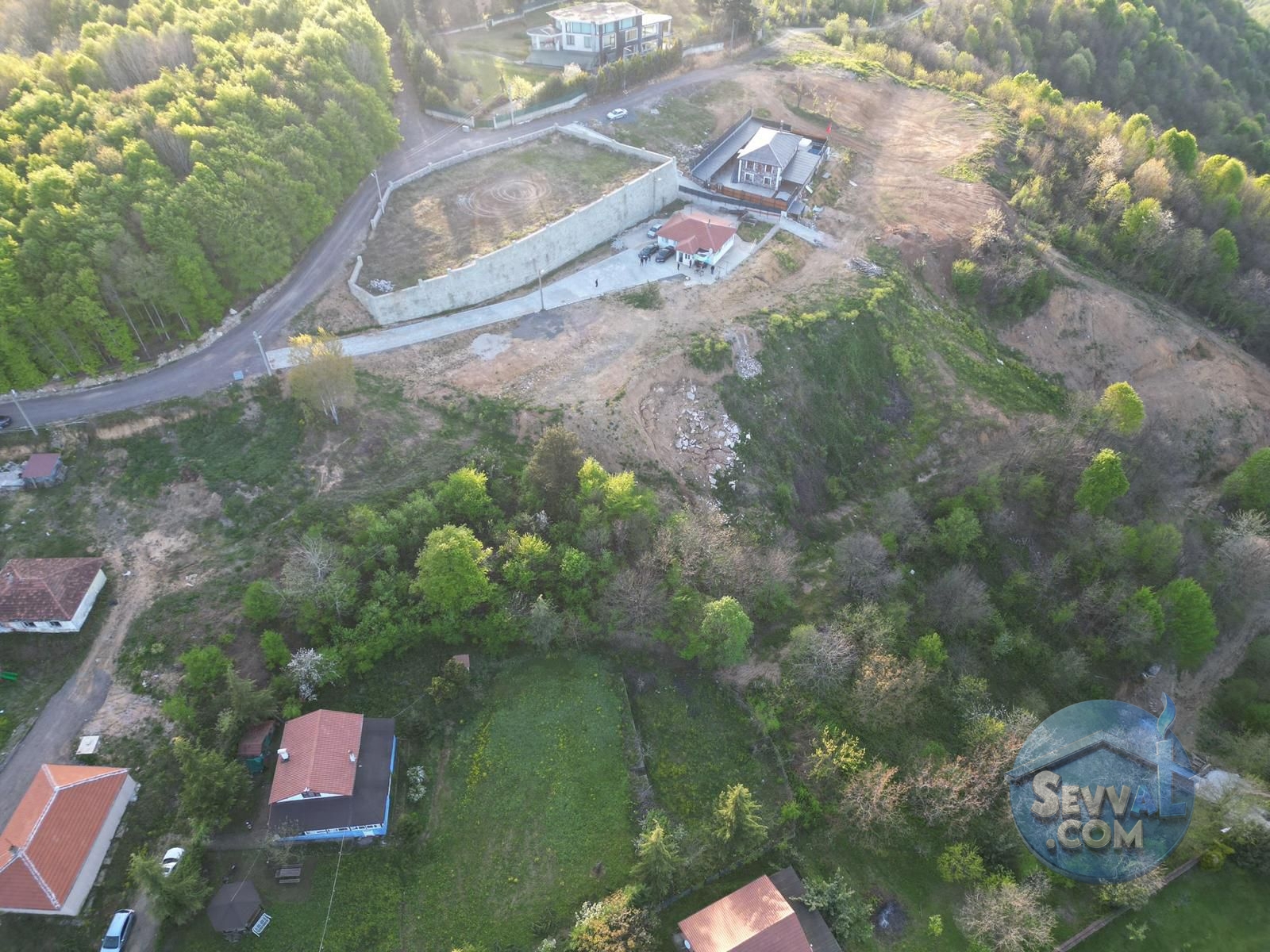 SERVETİYE KARŞI MAH. SATILIK 7.156 M2 %20 VİLLA İMARLI ARSA - Kocaeli Başiskele fotoğraf 3