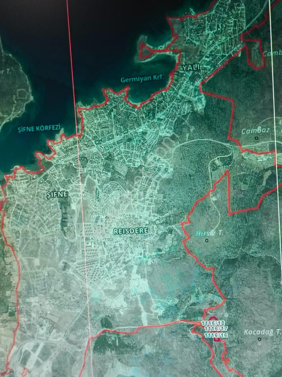 Çeşme De Satılık İkiz Villa İmarlı Arsa %15/30 Veya %5 İmarli Arazi Ler - İZMİR ÇEŞME fotoğraf 3