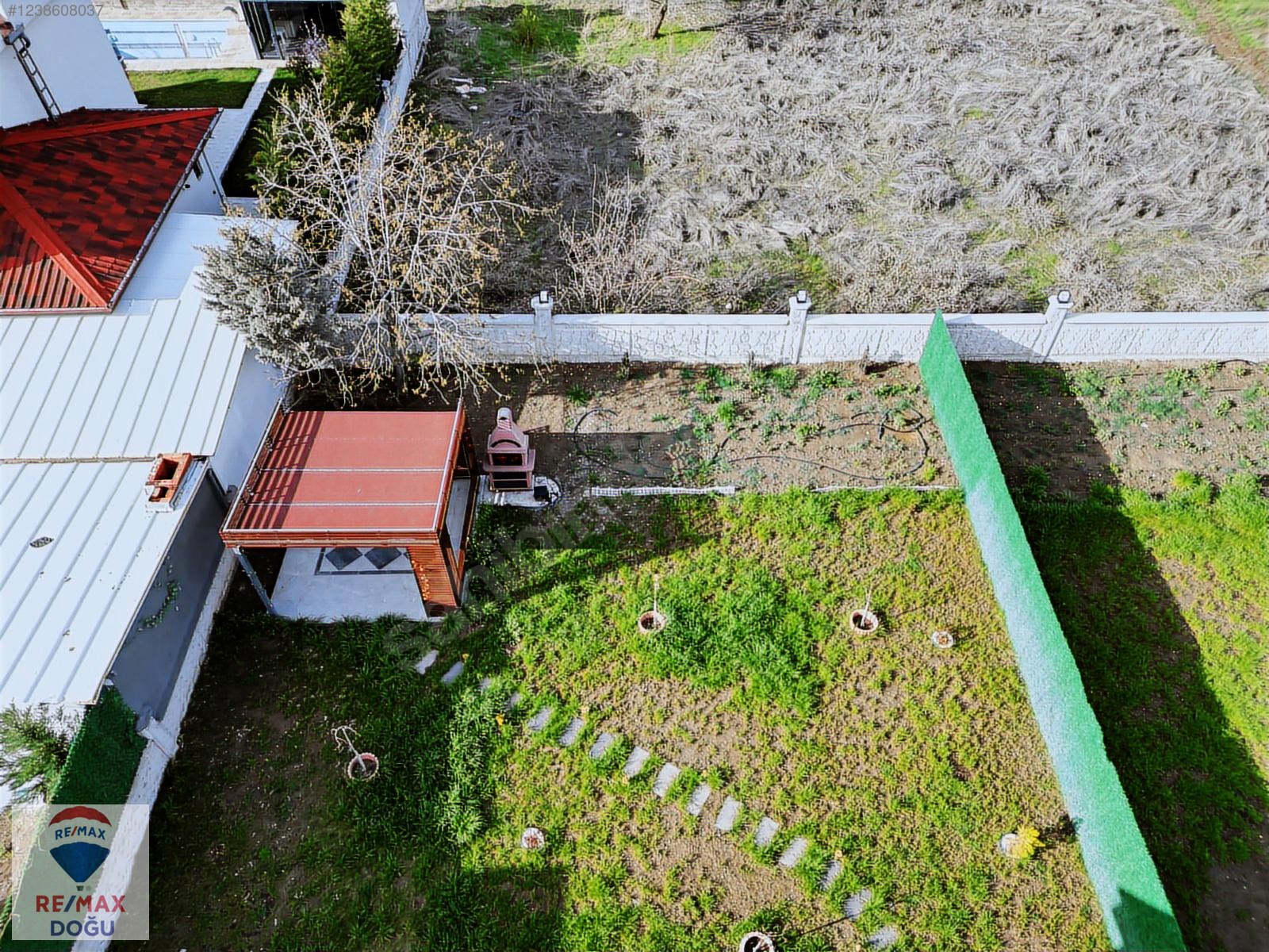 REMAX DOĞU'DAN SÜRSÜRÜ MAHALLESİNDE SATILIK 5+1 LÜX VİLLA - ELAZIĞ MERKEZ fotoğraf 7