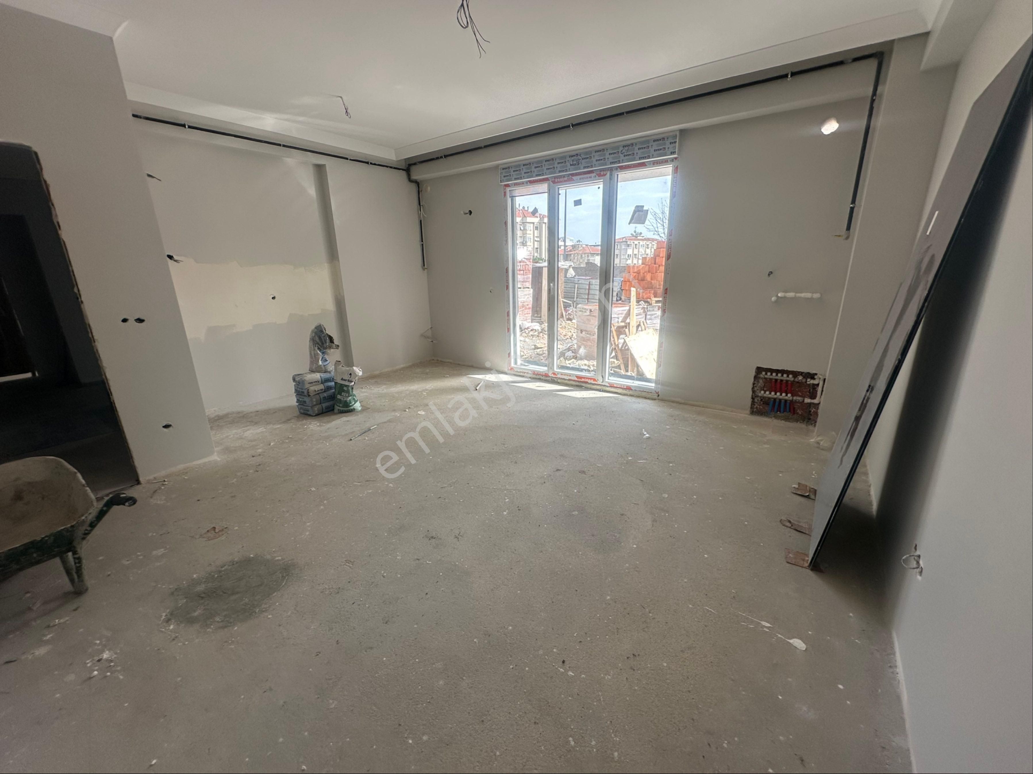 Baki Emlaktan Çavuşoğlu Mahallesinde 2+1 Satılık Daire - İSTANBUL KARTAL fotoğraf 2