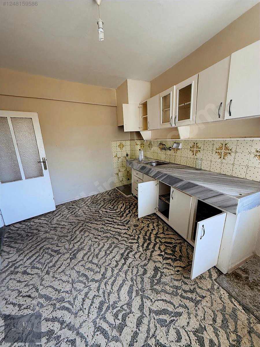 BEYAZ YAKA'DAN ZAFER MAHALLESİNDE 2+1 SATILIK DAİRE - İZMİR BERGAMA fotoğraf 4