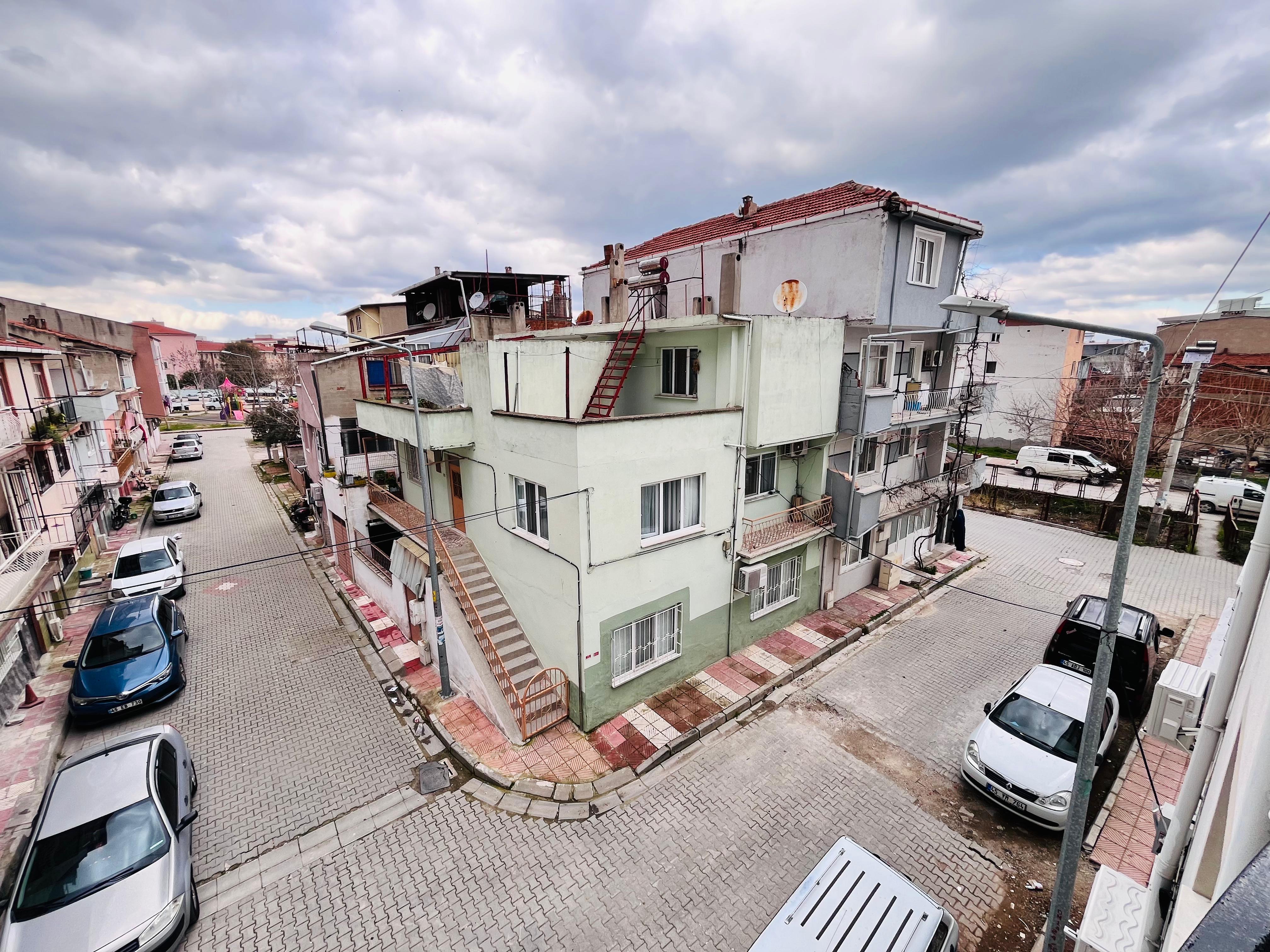 Manisa Yunusemre Barbaros Mah. 12 Yıllık Önü Açık 2+1 Daire - MANİSA YUNUSEMRE fotoğraf 16