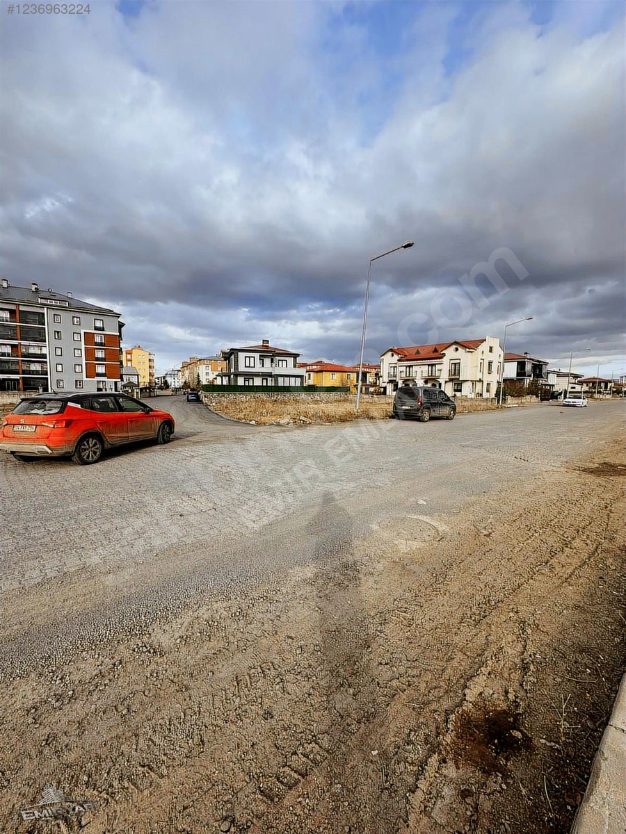 EMİR EMLAK GAYRİMENKUL DEN SATILIK İKİZ VİLLALIK ARSA - KARS MERKEZ fotoğraf 2