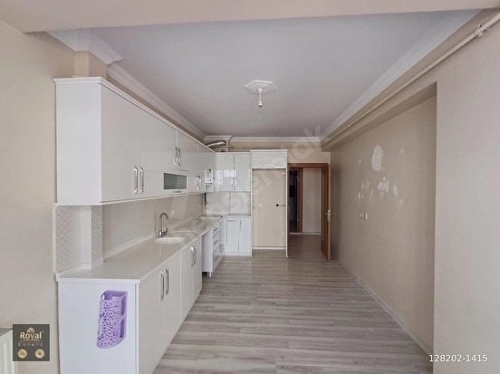 ROYAL EMLAKTAN ŞEYHCUİ MAHALLESİNDE KİRALIK 3+1 FIRSAT DAİRE! - AMASYA MERKEZ fotoğraf 3