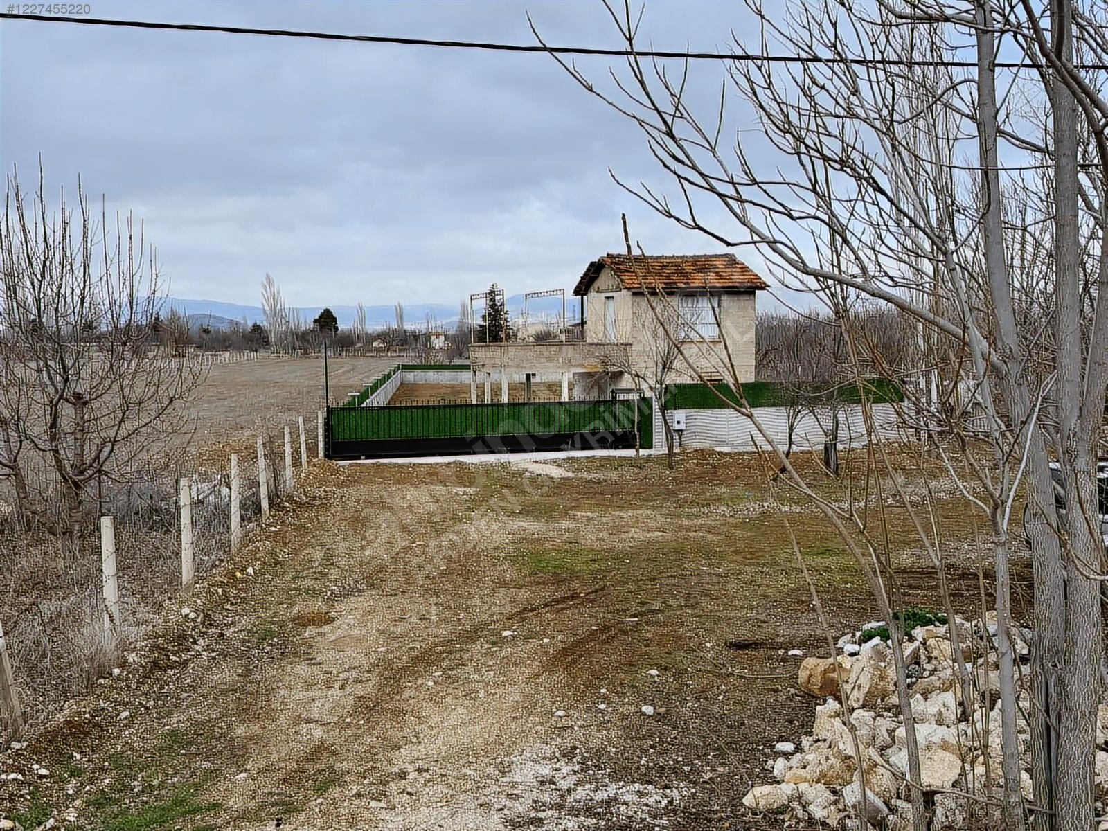 Eğirdir ana yolu üzeri satılık tarla - ISPARTA MERKEZ fotoğraf 10
