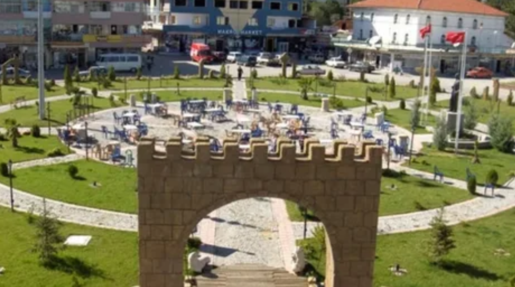BURDUR MERKEZ BEREKET KÖYÜNDE 1.499 M² TARLA SATILIKTIR. - BURDUR MERKEZ fotoğraf 9