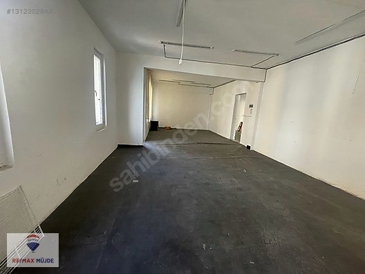 BAYRAMPAŞA TERAZIDEREDE KIRALIK 200 M2 2.KAT IŞYERI - İSTANBUL BAYRAMPAŞA fotoğraf 2