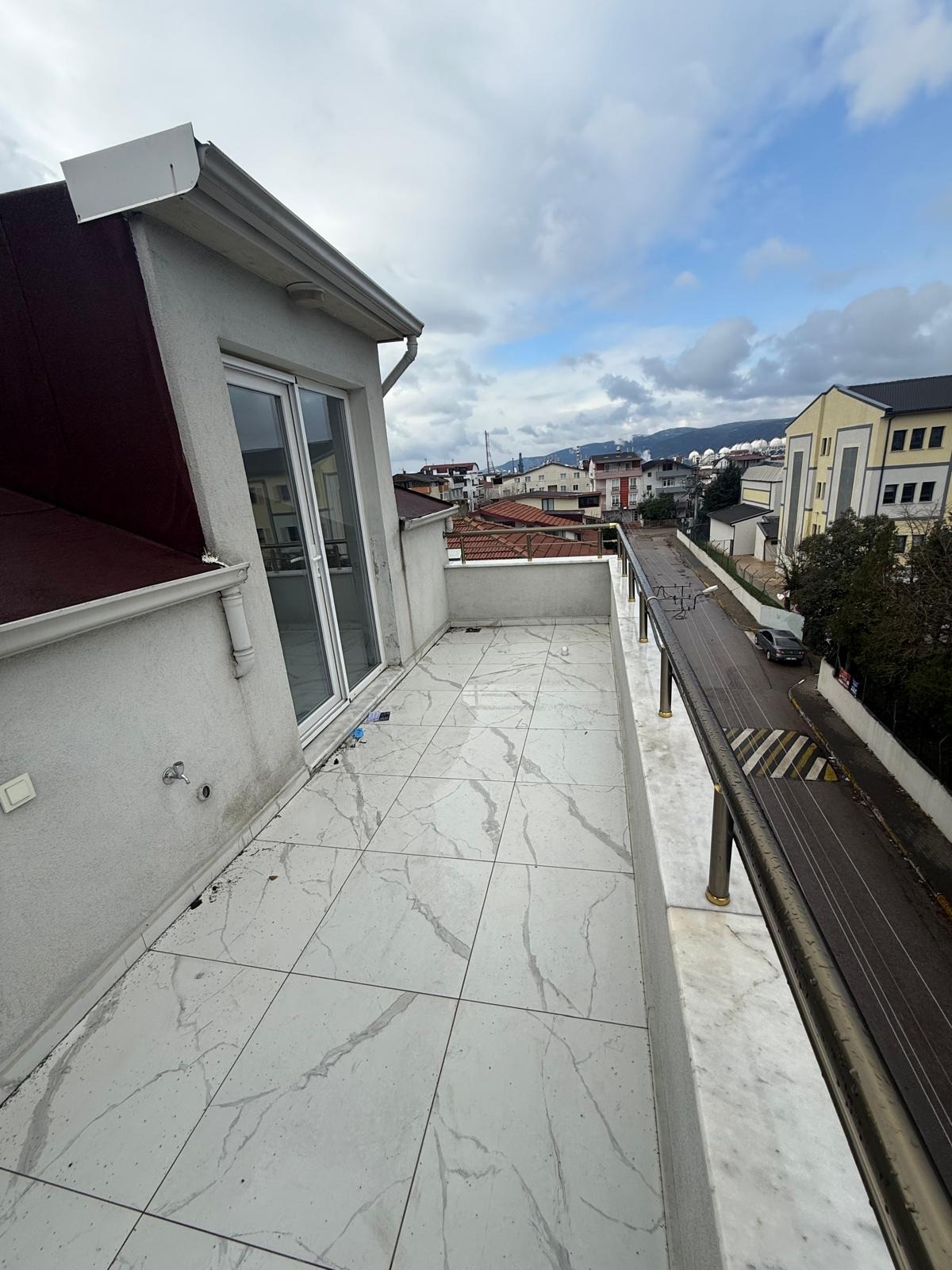 KOCAELİ KÖRFEZ,DE  GÜNEY ENGİN  CADDESİ ÜZERİNDE  SATILIK DUBLEKS 5+1  - KOCAELİ KÖRFEZ fotoğraf 4