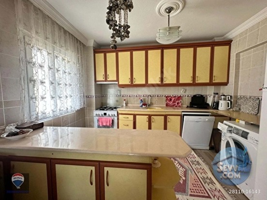 SATILIK GÜZELÇAMLI ŞEHIR MERKEZINDE 3 ODA 1 DAIRE - AYDIN KUŞADASI fotoğraf 8