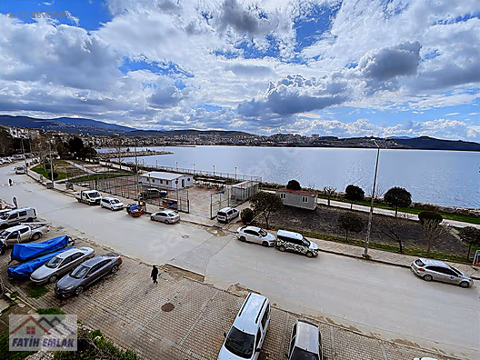 Fatih'ten Gemlik eski sahilde 3+1 110m2 asansörlü satılık daire - BURSA GEMLİK fotoğraf 3