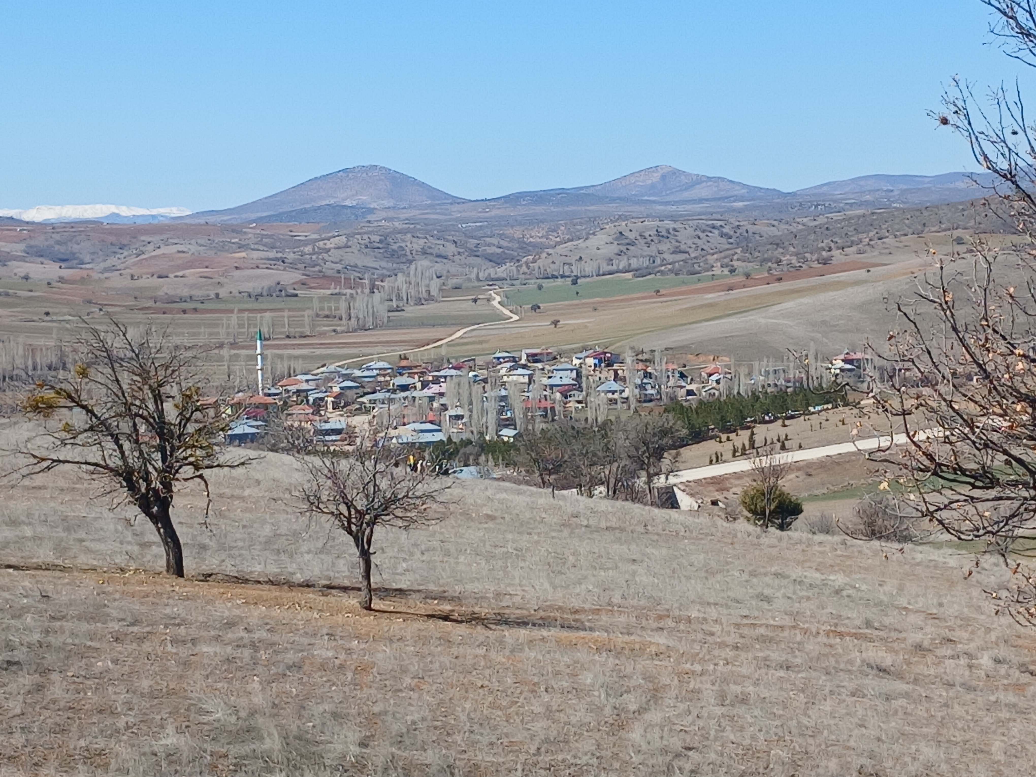 KONYA GÜNEYSINIR KAYAAĞZI KÖYÜNDE 2.225M² TARLAMIZ SATILIKTIR - KONYA GÜNEYSINIR fotoğraf 5