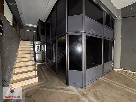 RAMİ KIŞLA CADDESİ ÜSTÜ EMİNTAŞ 3 SİTESİ 135m² DÜZ GİRİŞ İŞ YERİ - İSTANBUL EYÜPSULTAN fotoğraf 2