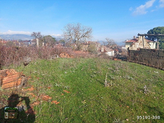 KOZAK YUKARIBEY MAH DE 1650 M2 ÜÇ KATLI EV TAŞ EV BAHÇE MANZARALI - İZMİR BERGAMA fotoğraf 5
