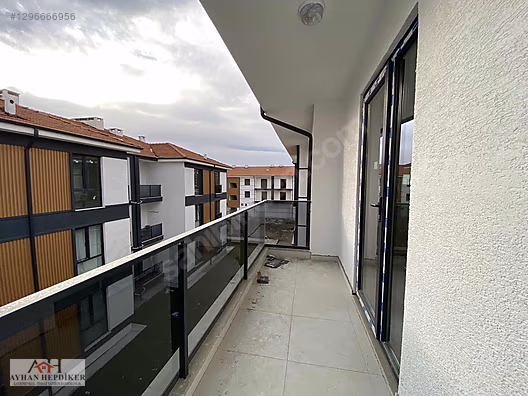 Arifiye Fatih Mah. Yerden Isıtmalı, Ebeveyn Banyolu 3+1 Daire - SAKARYA ARİFİYE fotoğraf 4