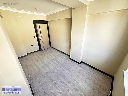 EGE'DEN DURALİ ALIÇ MH ŞEHİTLER CD. YAKINI 130M ARAKAT 3+1 DAİRE - ANKARA MAMAK fotoğraf 15