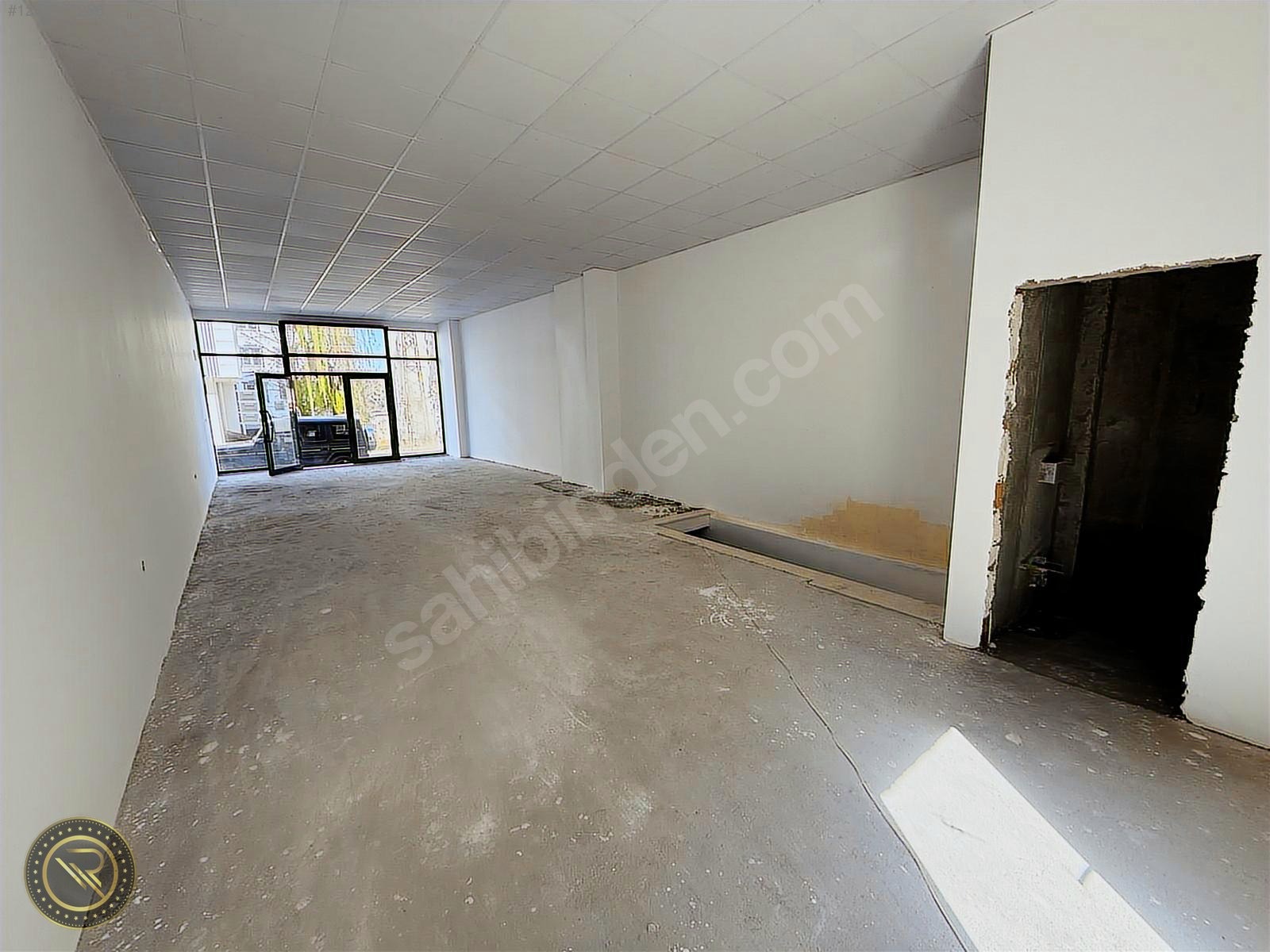 İĞNEADA'NIN EN İŞLEK CADDESİNDE 190M2 DEPOLU DÜKKAN - KIRKLARELİ DEMİRKÖY fotoğraf 2