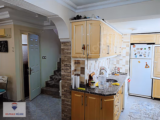 AKÇAY 220M² 4+1 KÖŞE TRİPLEX 3 BANYOWC FULL DONANIMLI ÖZEL YAPIM - BALIKESİR EDREMİT fotoğraf 10