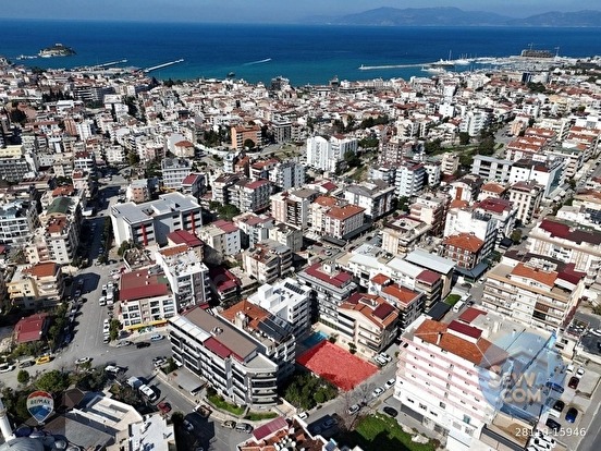 KUŞADASI MERKEZDE 4 KAT İMARLI ARSA - AYDIN KUŞADASI fotoğraf 2