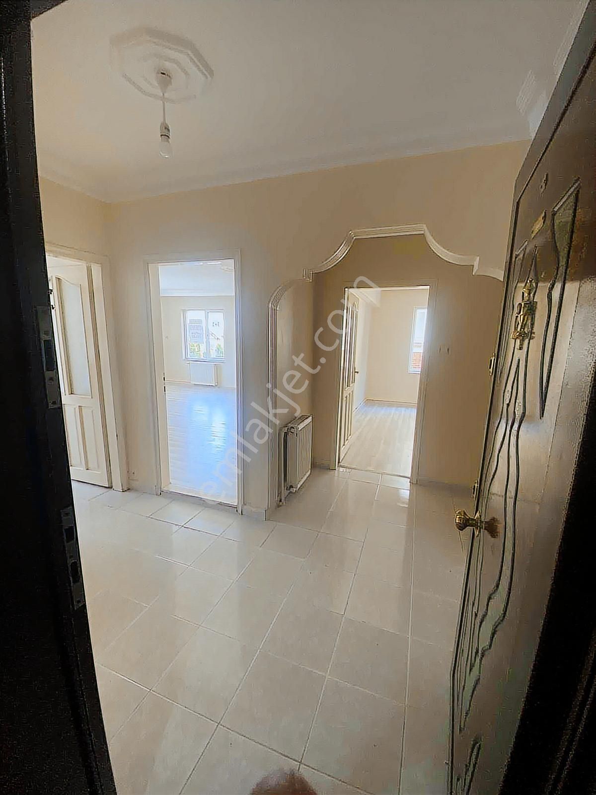 Amasya Merkez Bahçelerıçı Mah. Kiralık 3+1 160 Mk.2.kat