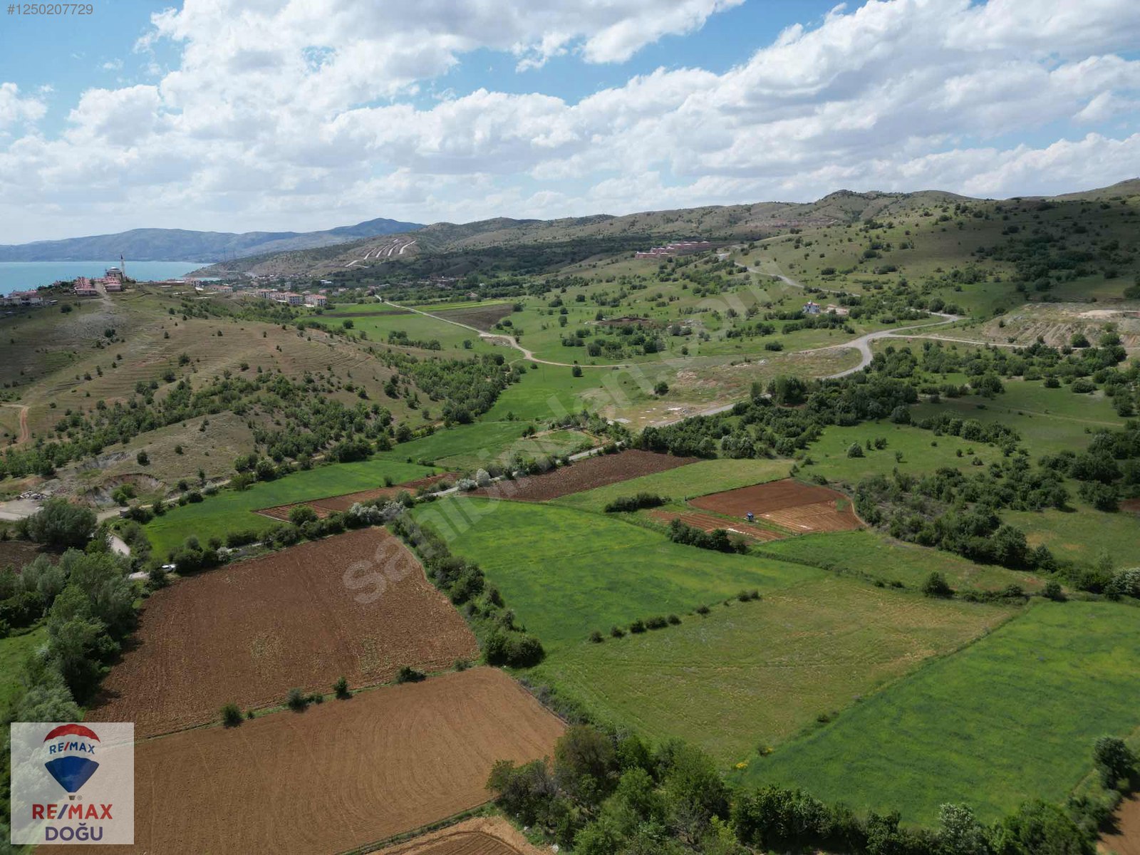 REMAX DOĞU'DAN GEZİNDE SATILIK ARAZİ - ELAZIĞ MADEN fotoğraf 3