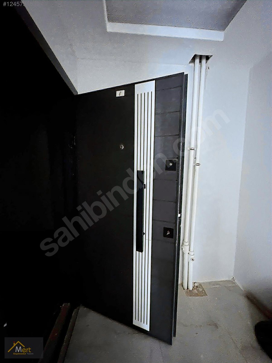 MERTTEN CADDE ÜSTÜNDE SIFIR 140M2 3+1 FIRSAT DAİRE