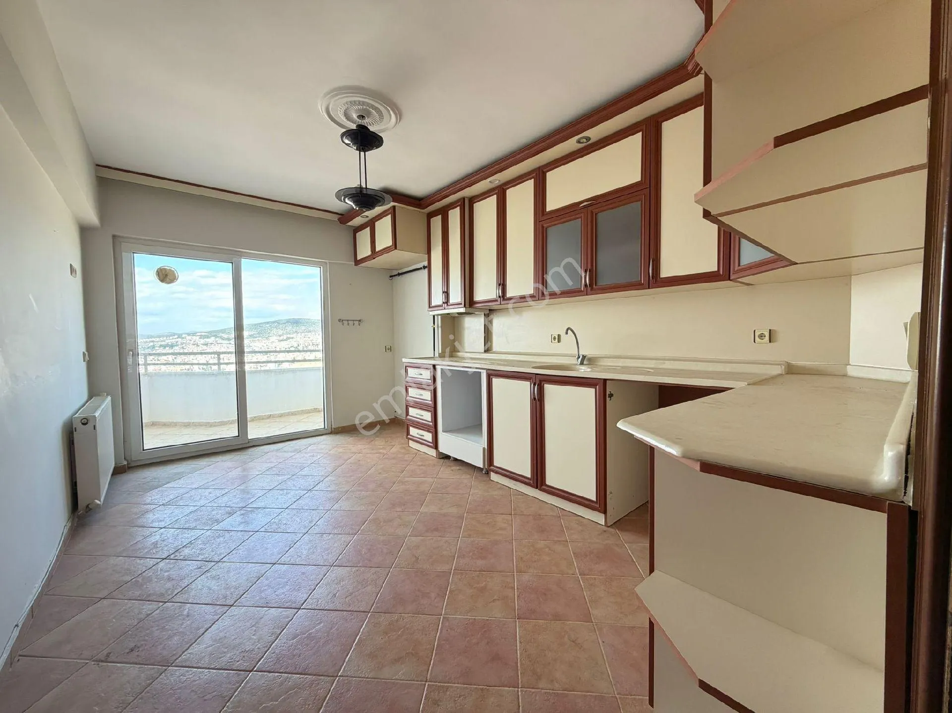 Kuşadası Satılık 3+1 Fırsat Daire - AYDIN KUŞADASI fotoğraf 30