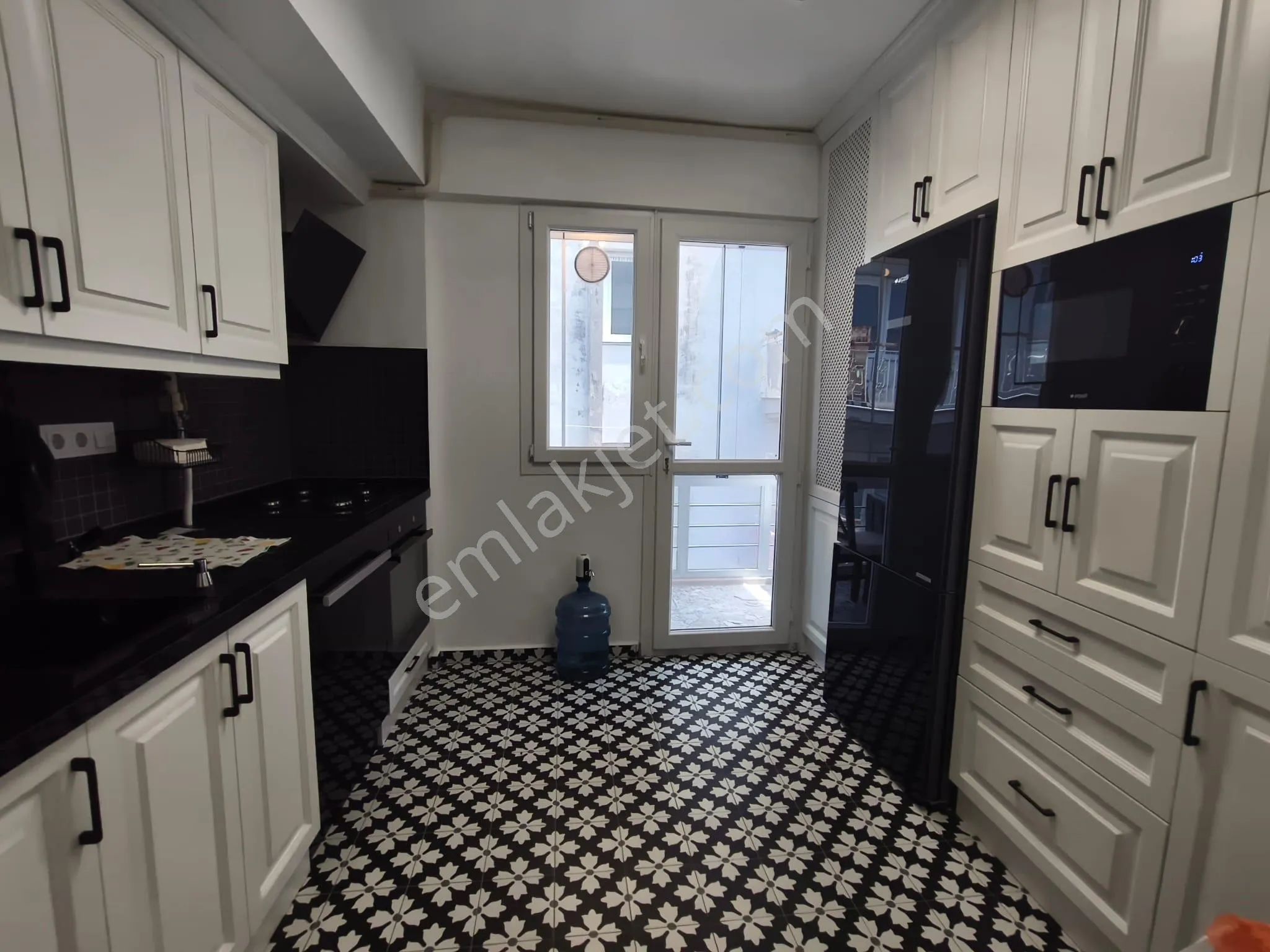 İzmir Selçuk Merkezde Full Eşyalı, Yenilenmiş 3 Balkonlu 2+1 Daire - İZMİR SELÇUK fotoğraf 4