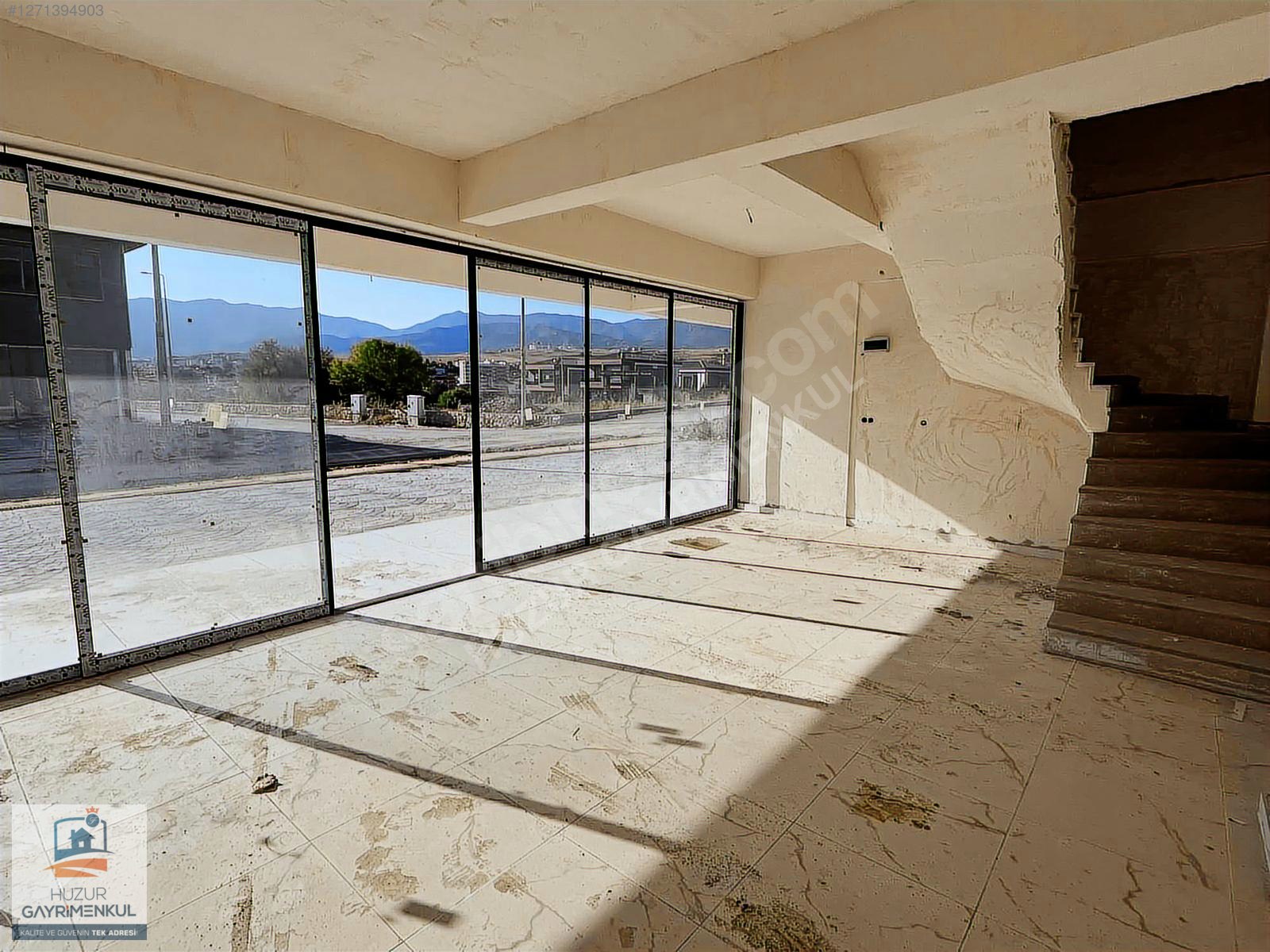 KAR-SAF GALERİCİLER SİTESİ GRİŞ H BLOKTA SATILIK İŞ YERİ - KARABÜK SAFRANBOLU fotoğraf 3