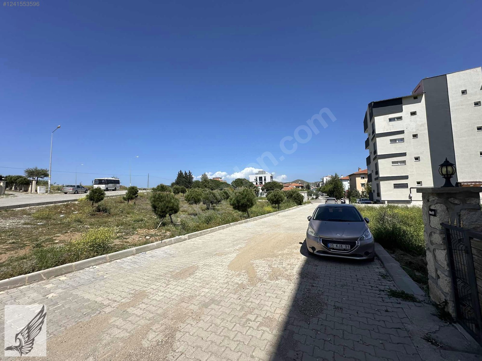 Seferihisar camikebir mah 640 m2 4 kat imarlı arsa - İZMİR SEFERİHİSAR fotoğraf 3