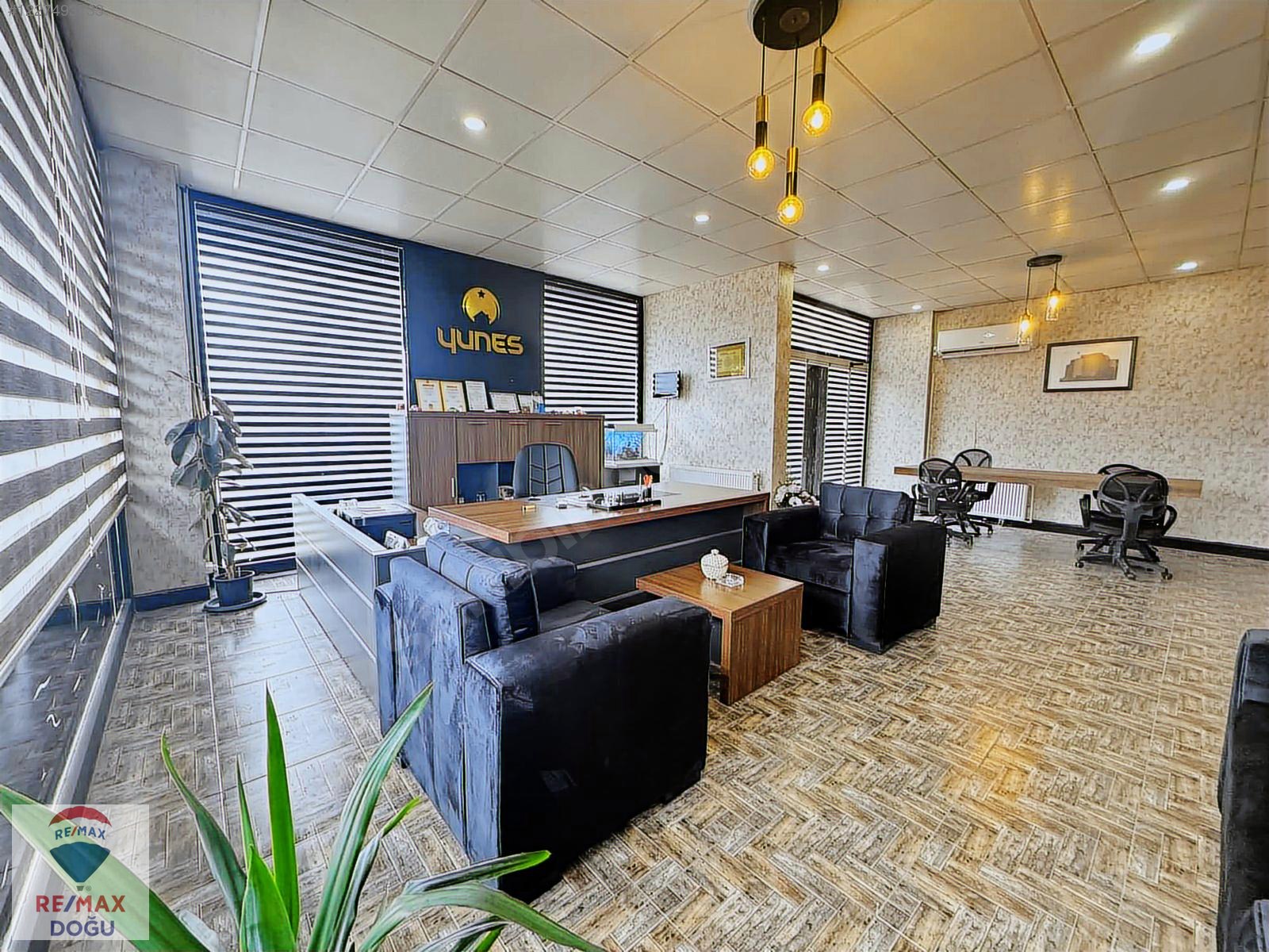 REMAXDOĞUDA KUVAYI MİLLİYE CADDESİNDE ÇİFT CEPHELİ SATILIKDÜKKAN - ELAZIĞ MERKEZ fotoğraf 3