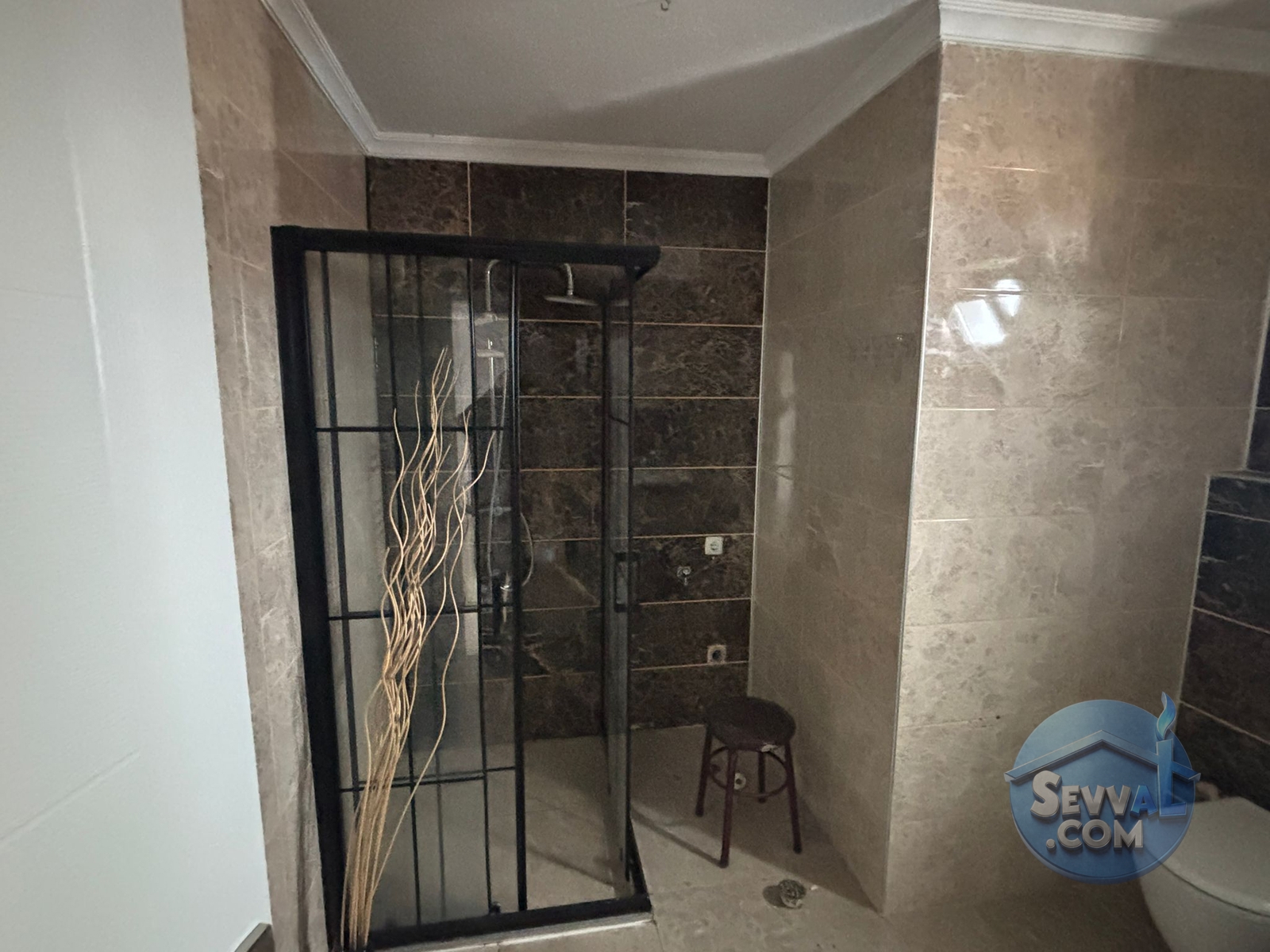 HAVUZLU SİTEDE ÇATI DUBLEKS 3+1 SATILIK DAİRE - Kocaeli Gölcük fotoğraf 9