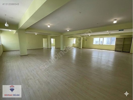 SAVAŞ CADDESİNDE 4 CEPHELİ TAM KAT KİRALIK 350 M2 - İSTANBUL GÜNGÖREN fotoğraf 17
