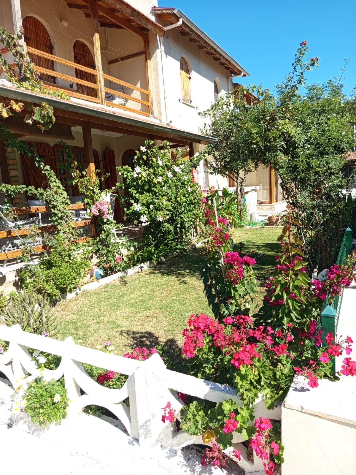 Doğanbey De Denize Sıfır Siteiçersinde Yüzme Havuzu Satılık 3+1 Villa - İZMİR SEFERİHİSAR fotoğraf 2