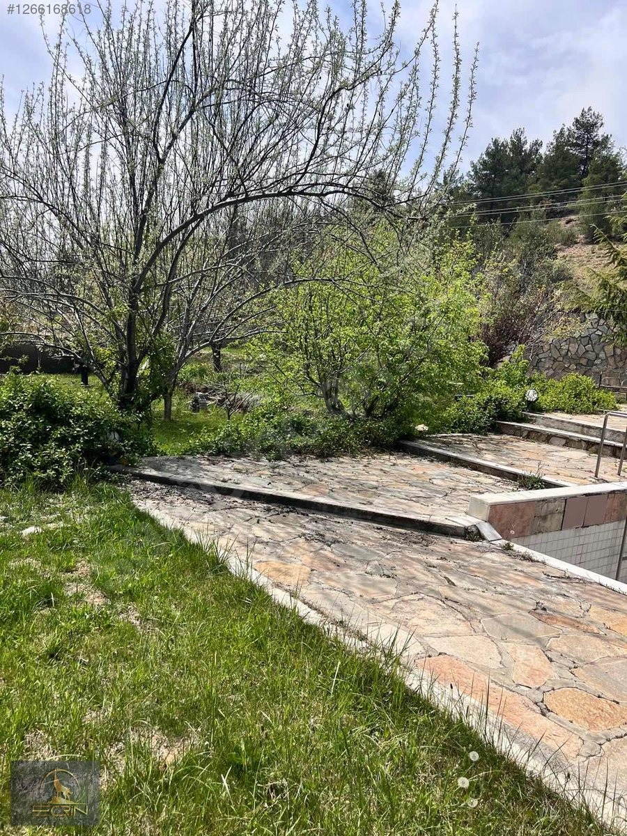 Hacıkadem villalar bölgesinde satılık tripleks villa satılık - UŞAK MERKEZ fotoğraf 14