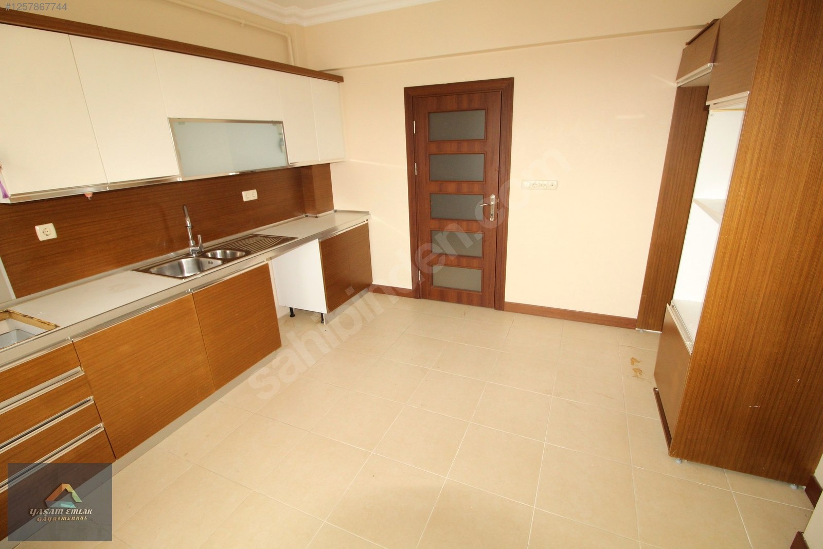 YAŞAM'DAN SİLVER HOME'DE SATILIK 3+1 ARA KAT LÜKS DAİRE - İSTANBUL PENDİK fotoğraf 2