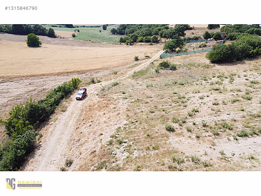 Çavuş Köy'de Resmi Tapulu, Yolu Olan 200 m² Hobi Bahçesi - BURSA İNEGÖL fotoğraf 3