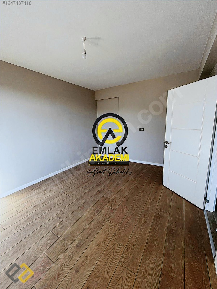 EMLAK AKADEMİDEN ŞEHİR MERKEZİNDE 3+0 SATILIK DAİRE - YOZGAT MERKEZ fotoğraf 5