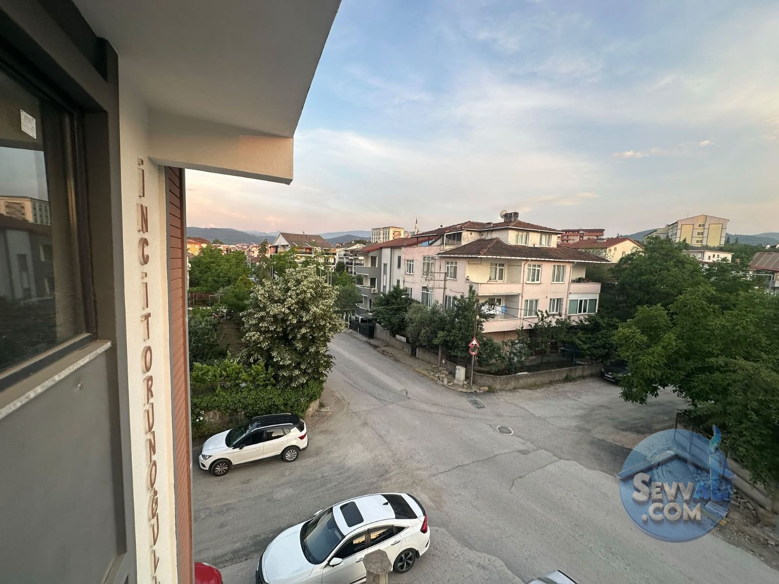 GÖLCÜK ÇİFTLİK MH. YENİ BİNA 3+1 KİRALIK ÇATI DUBLEKS - Kocaeli Gölcük fotoğraf 2