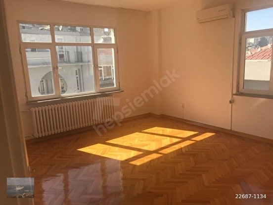 CİHANGİRDE MUHTEŞEM MANZARALI 3+1+1 165.m2 DAİRE - İSTANBUL BEYOĞLU fotoğraf 10