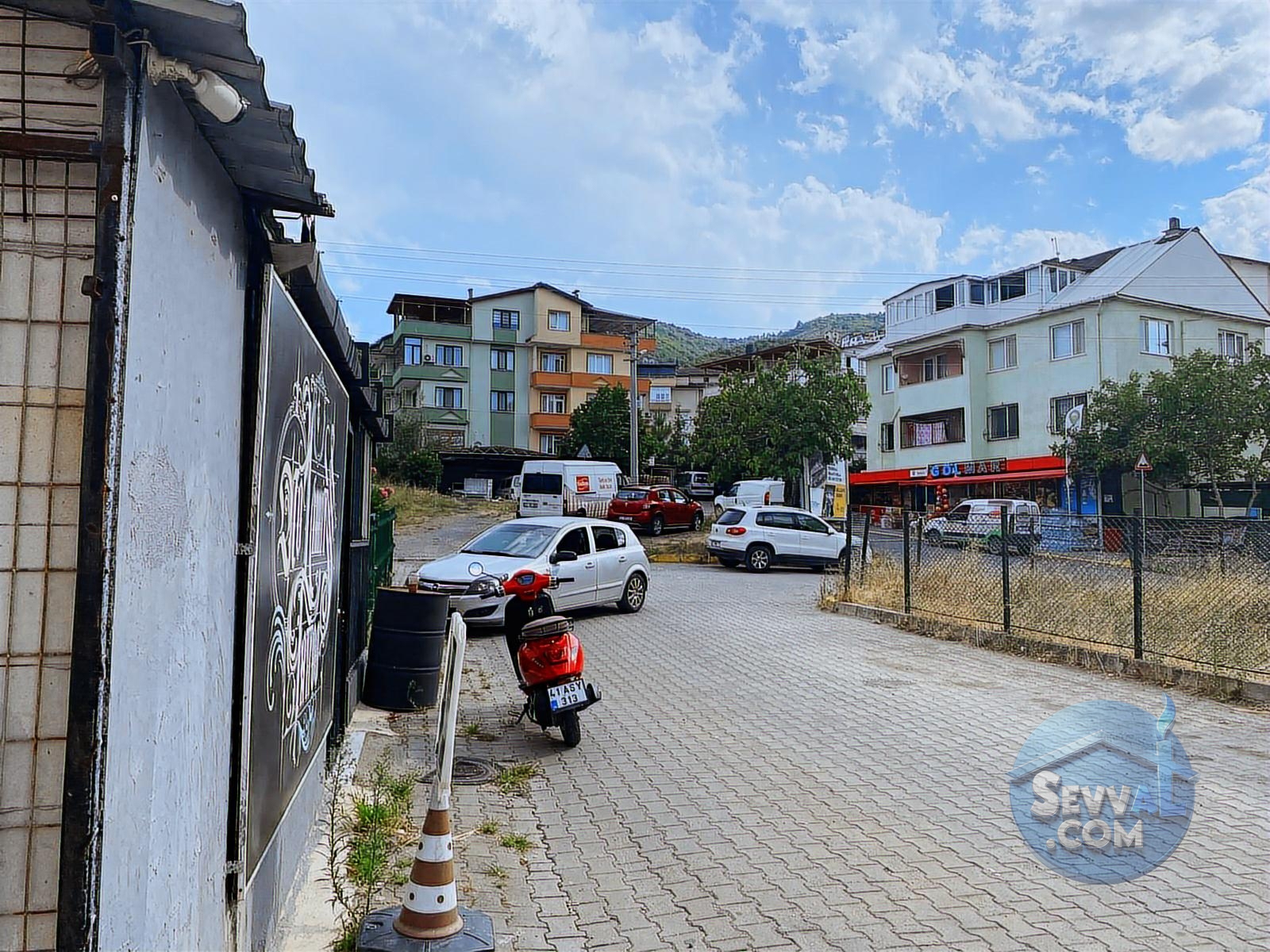 DEĞİRMENDERE 40 M2 SATILIK DÜKKAN - Kocaeli Gölcük fotoğraf 2
