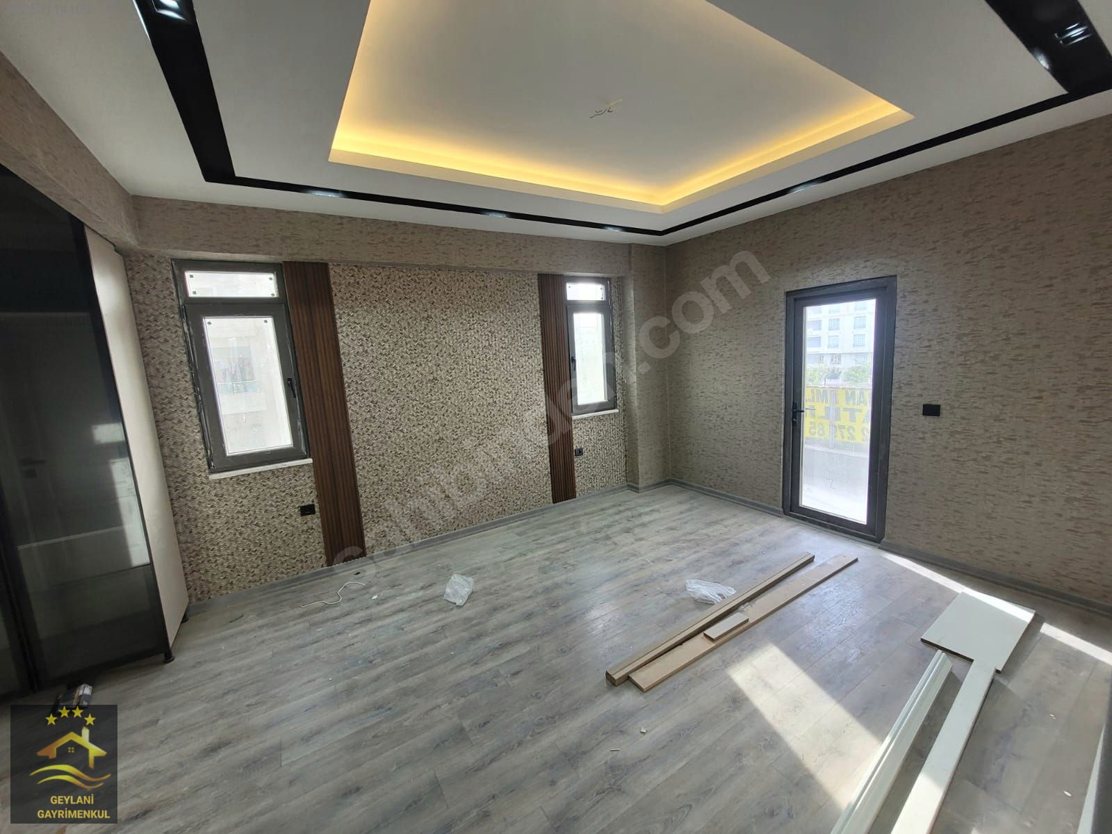 GEYLANİ EMLAKTAN HER KATTA TEKLİ DAİRE 4+1 ARA ULTRA LÜX SATILIK - ŞANLIURFA KARAKÖPRÜ fotoğraf 2