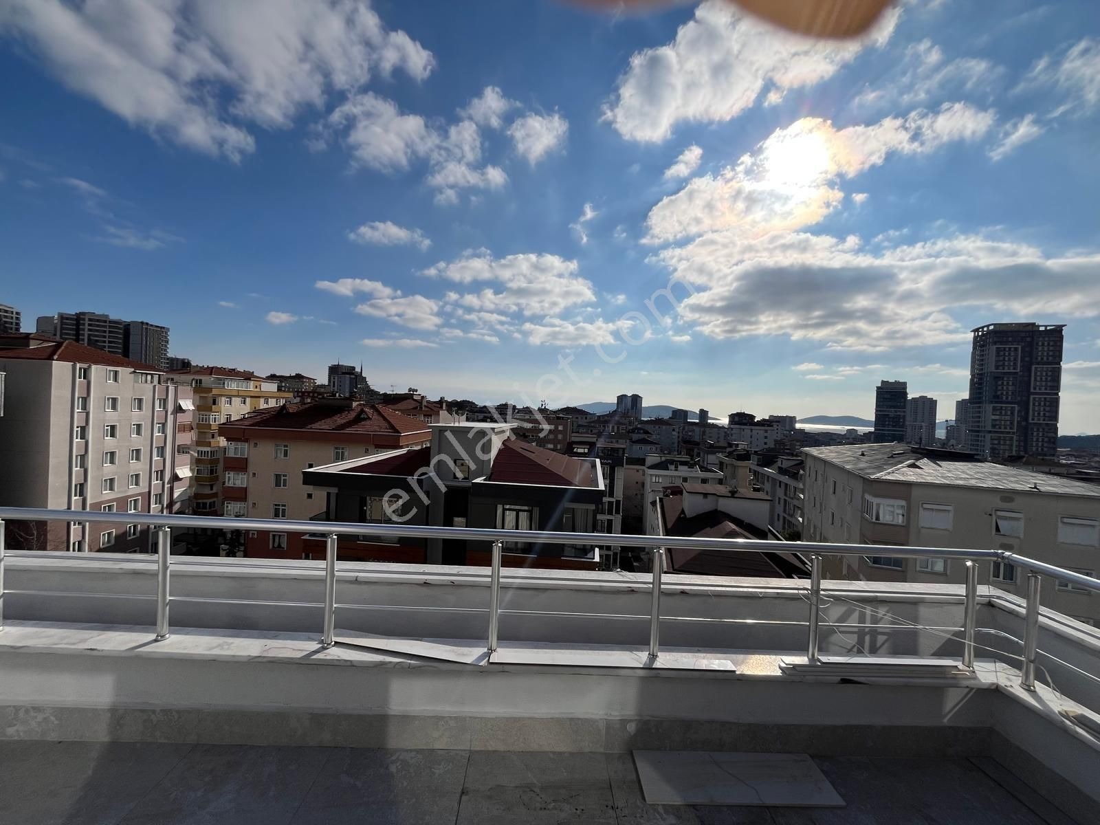 Baki Emlaktan Atalarda Geniş Dublexs 5+2 Daire - İSTANBUL KARTAL fotoğraf 7
