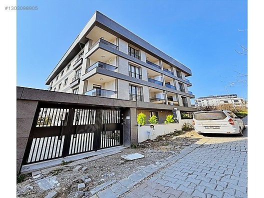 BEYLİKDÜZÜ KAVAKLI MAH 'DE SATILIK 3+1 135m2 OTURUMA HAZIR DAİRE - İSTANBUL BEYLİKDÜZÜ fotoğraf 28
