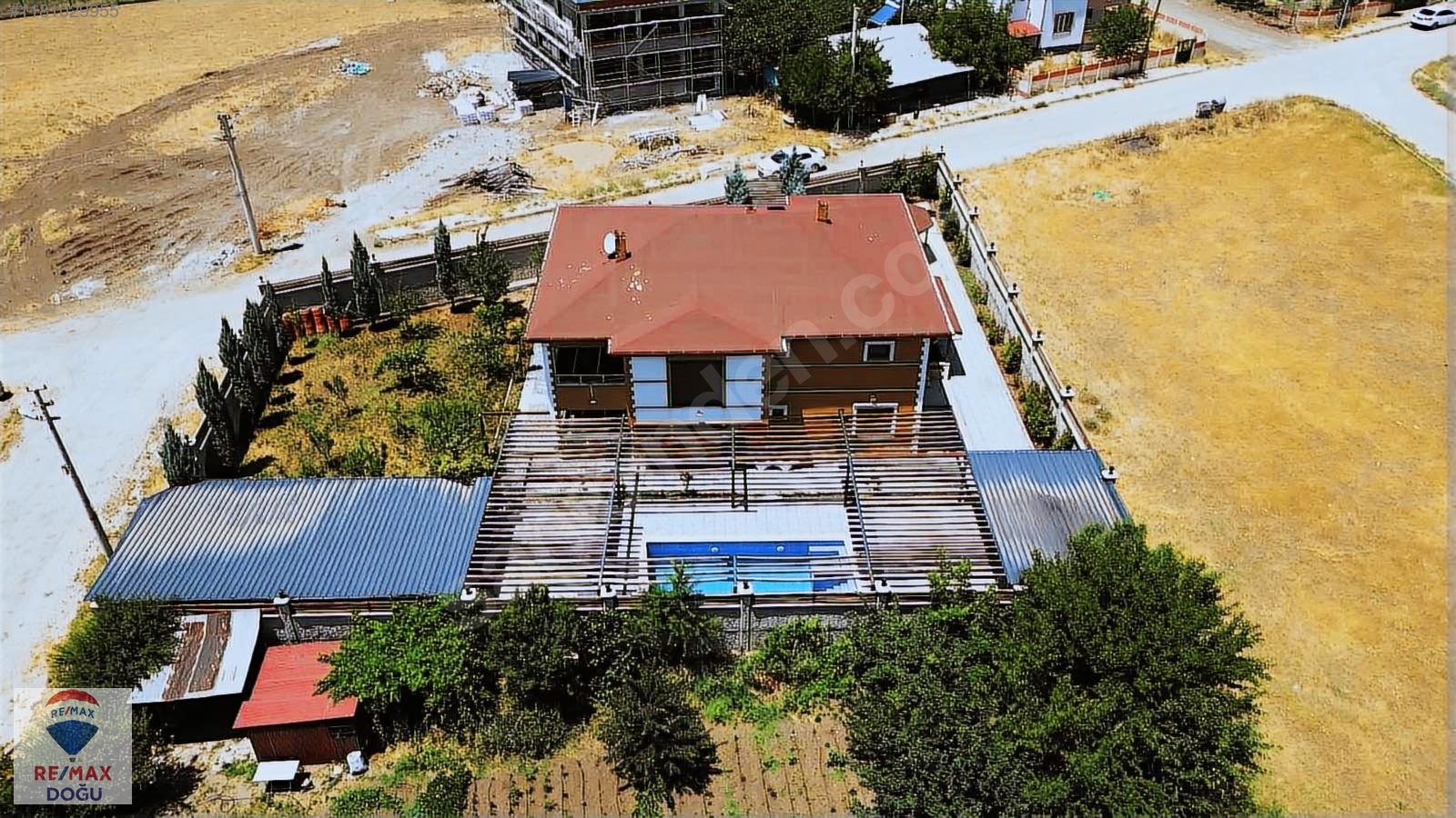 REMAX DOĞUDAN YAZIKONAKTA LÜKS DUBLEKS VİLLA - ELAZIĞ MERKEZ fotoğraf 2